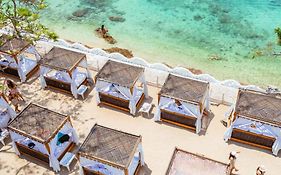 Bora Bora Beach Club